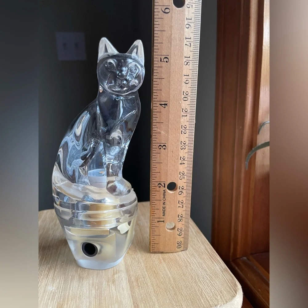 Vintage Clear Acrylic Cat Night Light