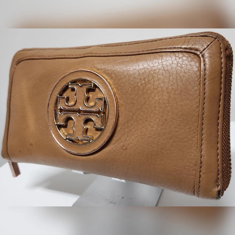 Tory Burch tory burch