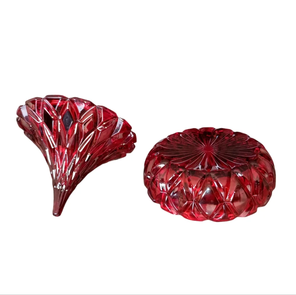 Godinger Shannon Crystal Designs of Ireland Hershey Kiss Shaped Red Candy Dish
