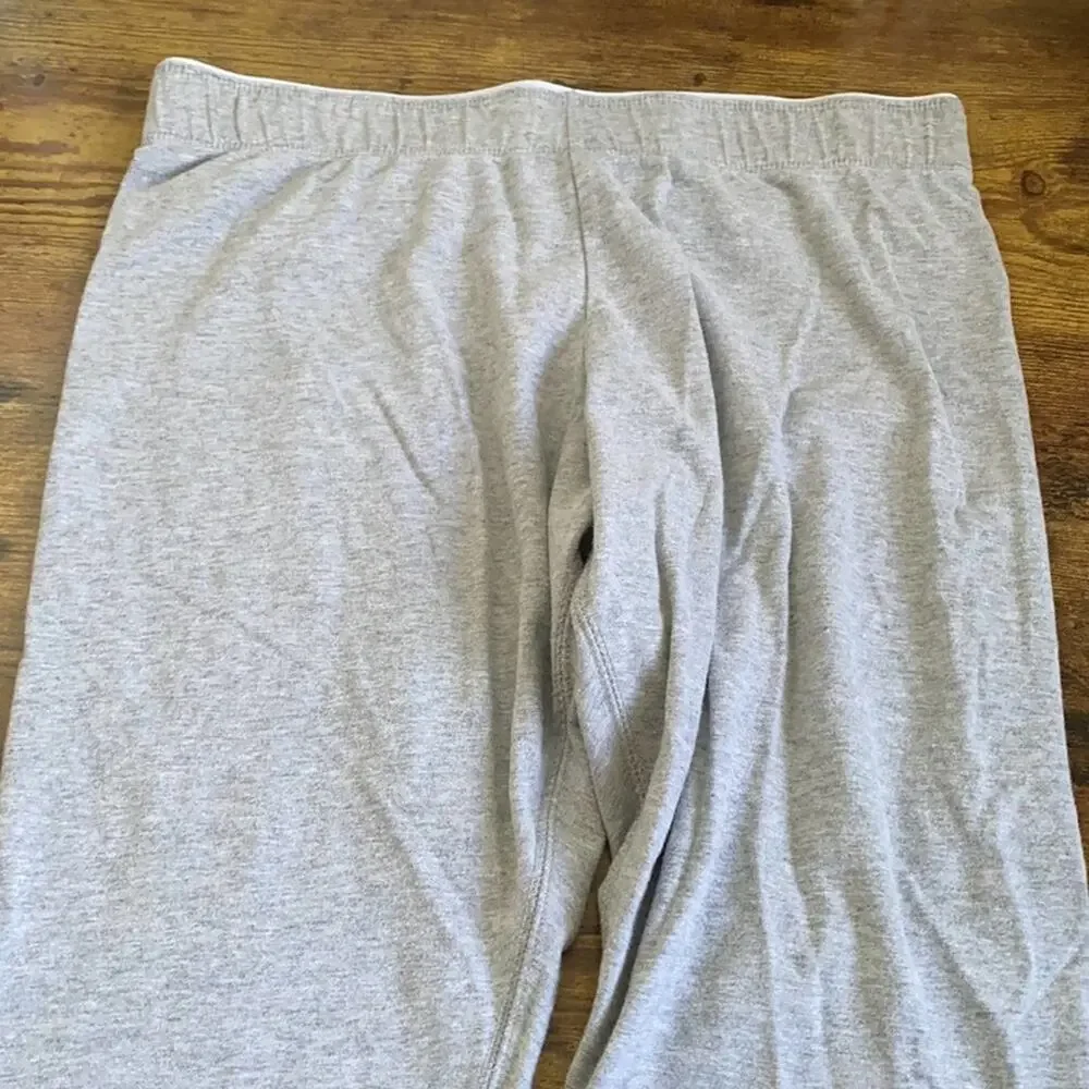 Nike Heather Gray/White Club Capri Cozy Leggings