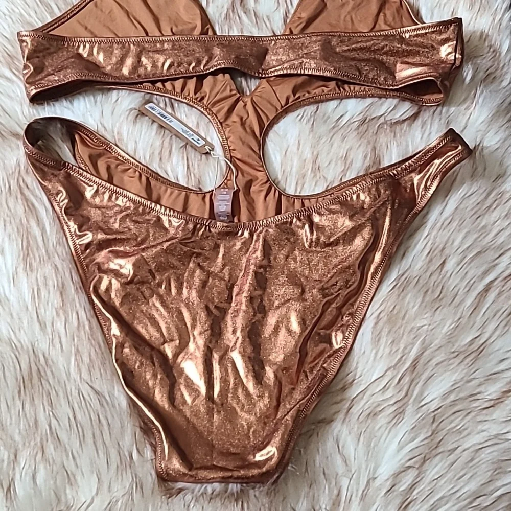 SKIMS nwt metallic