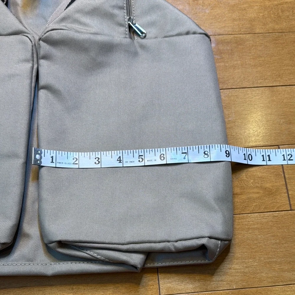 NWOT DSW Beige Tote Bag with Black Straps