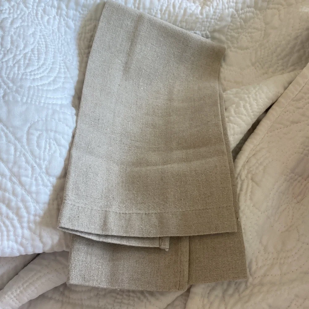 N/A elegant tan