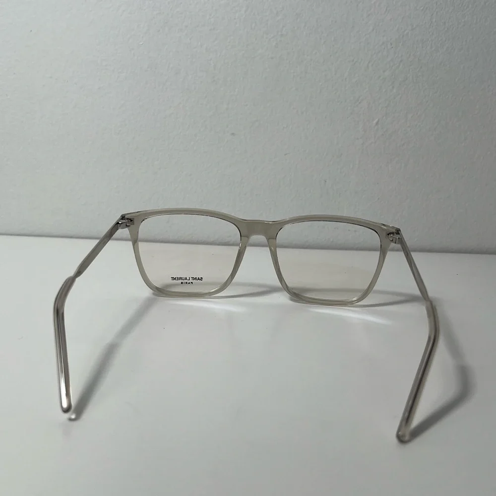 Yves Saint Laurent details authentic