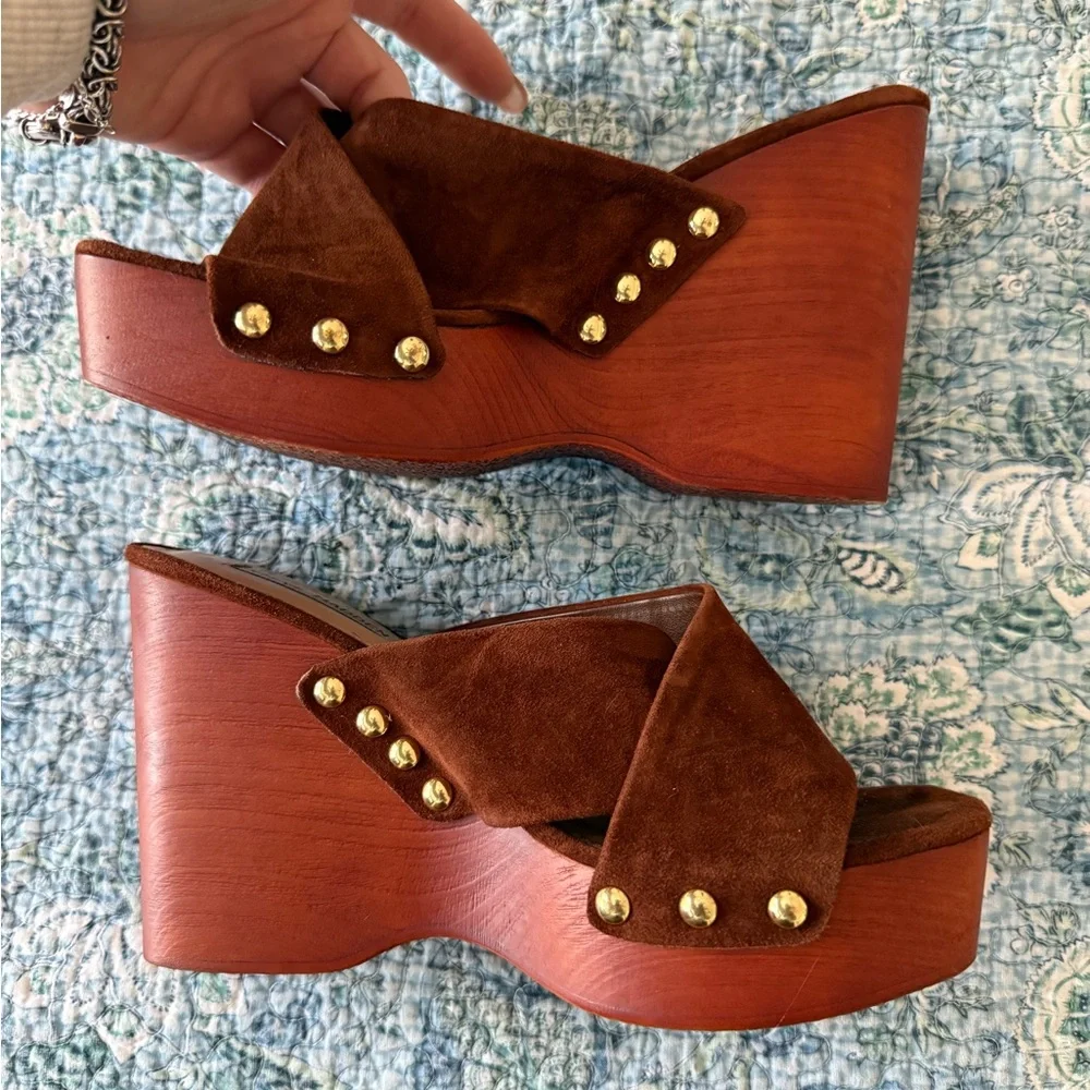 Steve Madden slip wedge