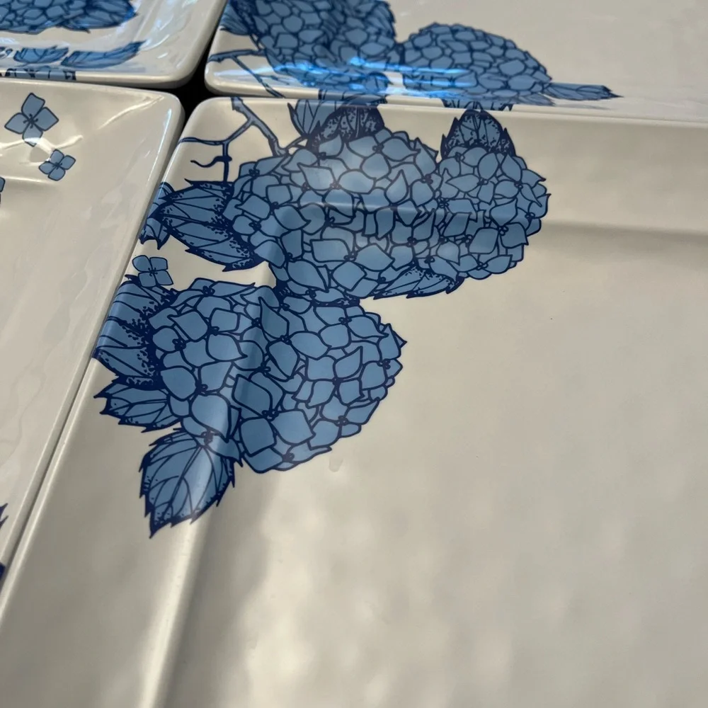 Sur La Table top hydrangeas