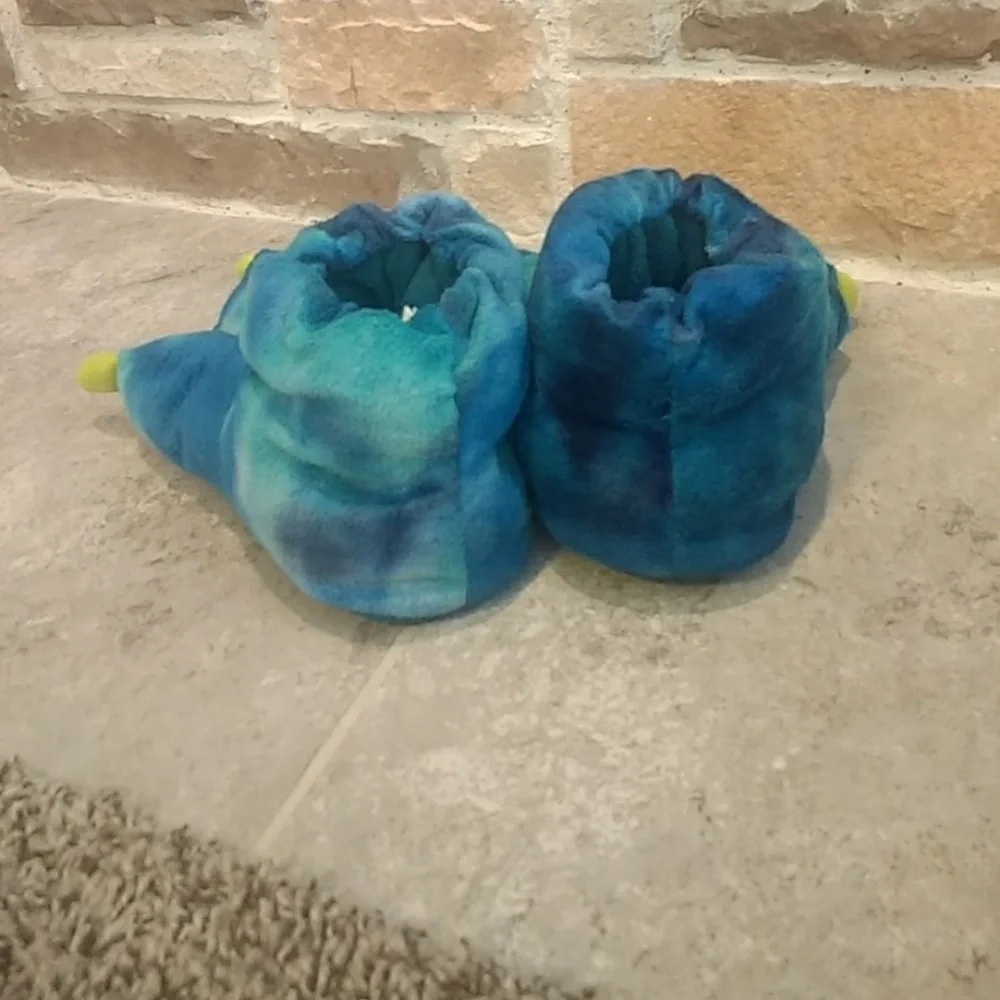 N/A monster slippers