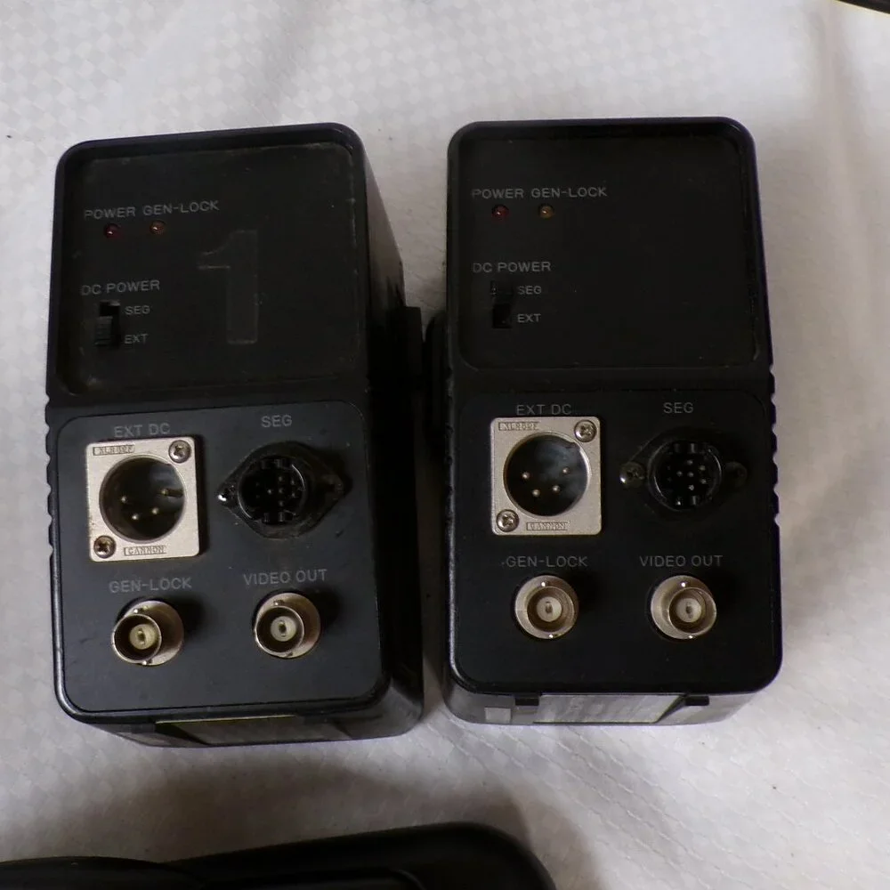 Genuine Panasonic Wv-ad36 Gen-Lock x2