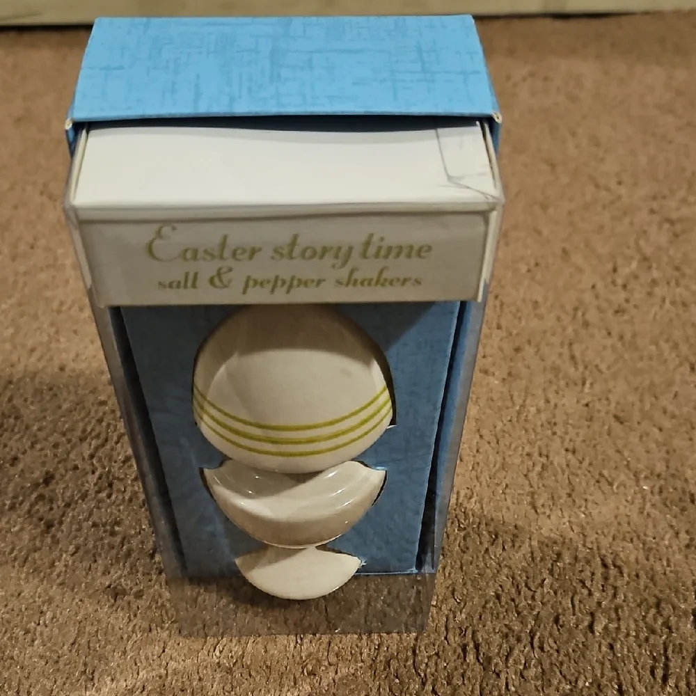 Easter Storytime Salt & Pepper Shakers