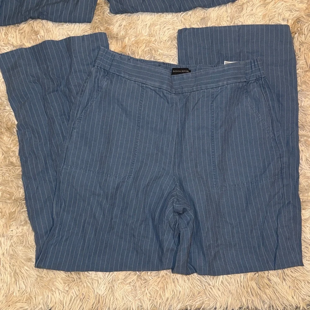 Banana Republic Light Blue Wide Leg Tencil-Linen Pants - Small