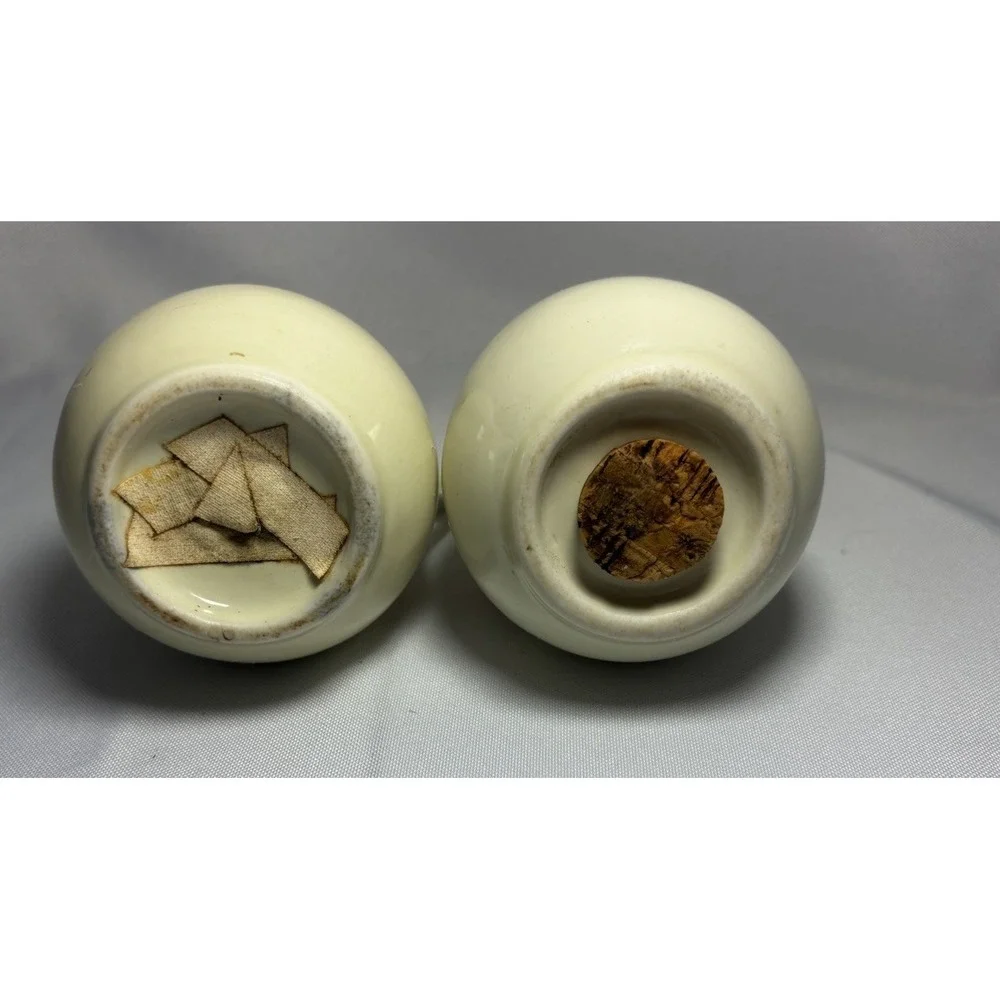 Vintage Hall Kitchenware‎ Orange Poppy Handled Salt & Pepper Shakers