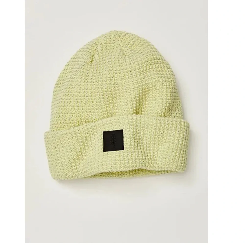 Free People Let's Race Fleece Lined Yarn Beanie Dandelion new NWT one size hat