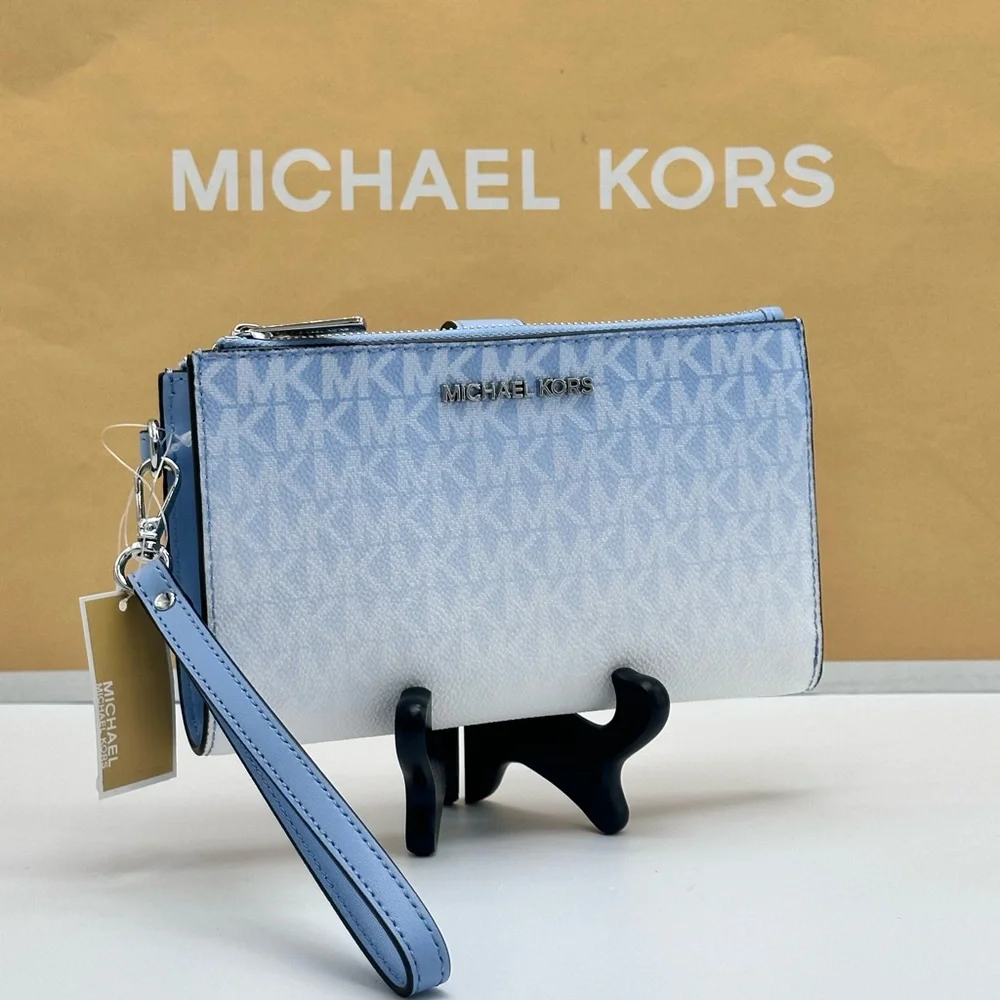 MICHAEL KORS Jet Set Large Ombré Logo Wristlet Lt Sky