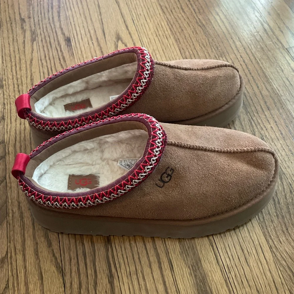 UGG Tazz Platform Slippers Chestnut
