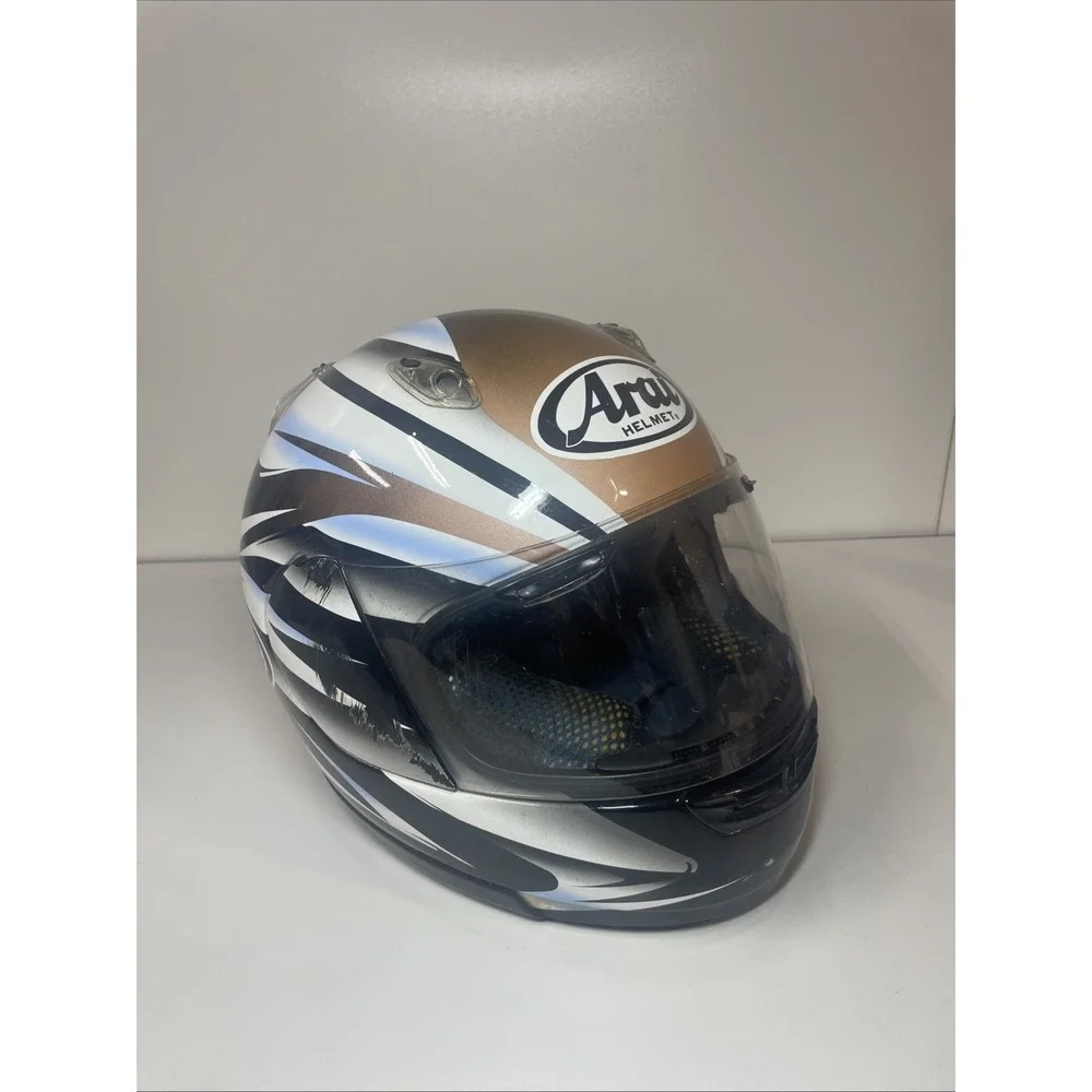Arai quantum helmet