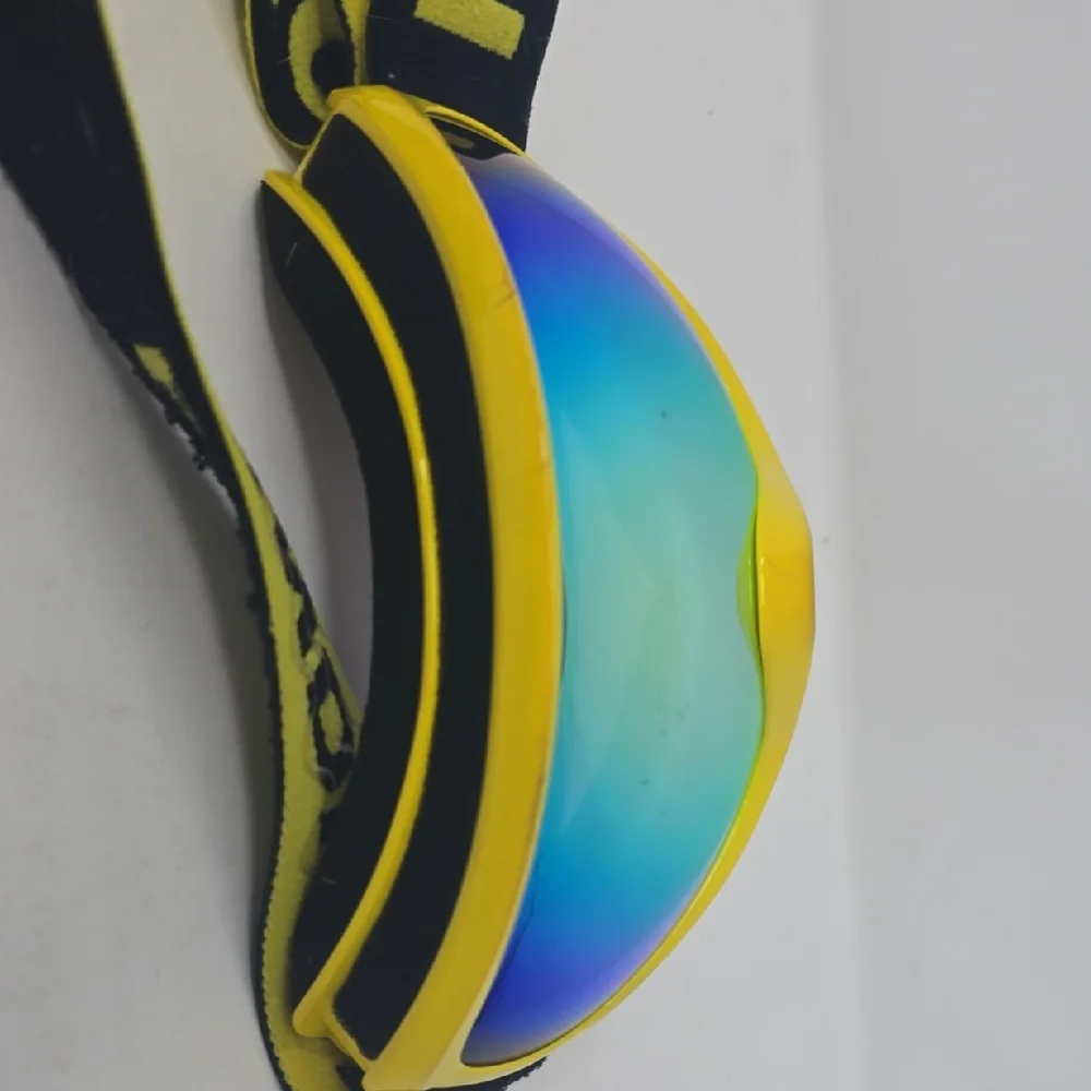Kids Ski Goggles - Yellow and Black