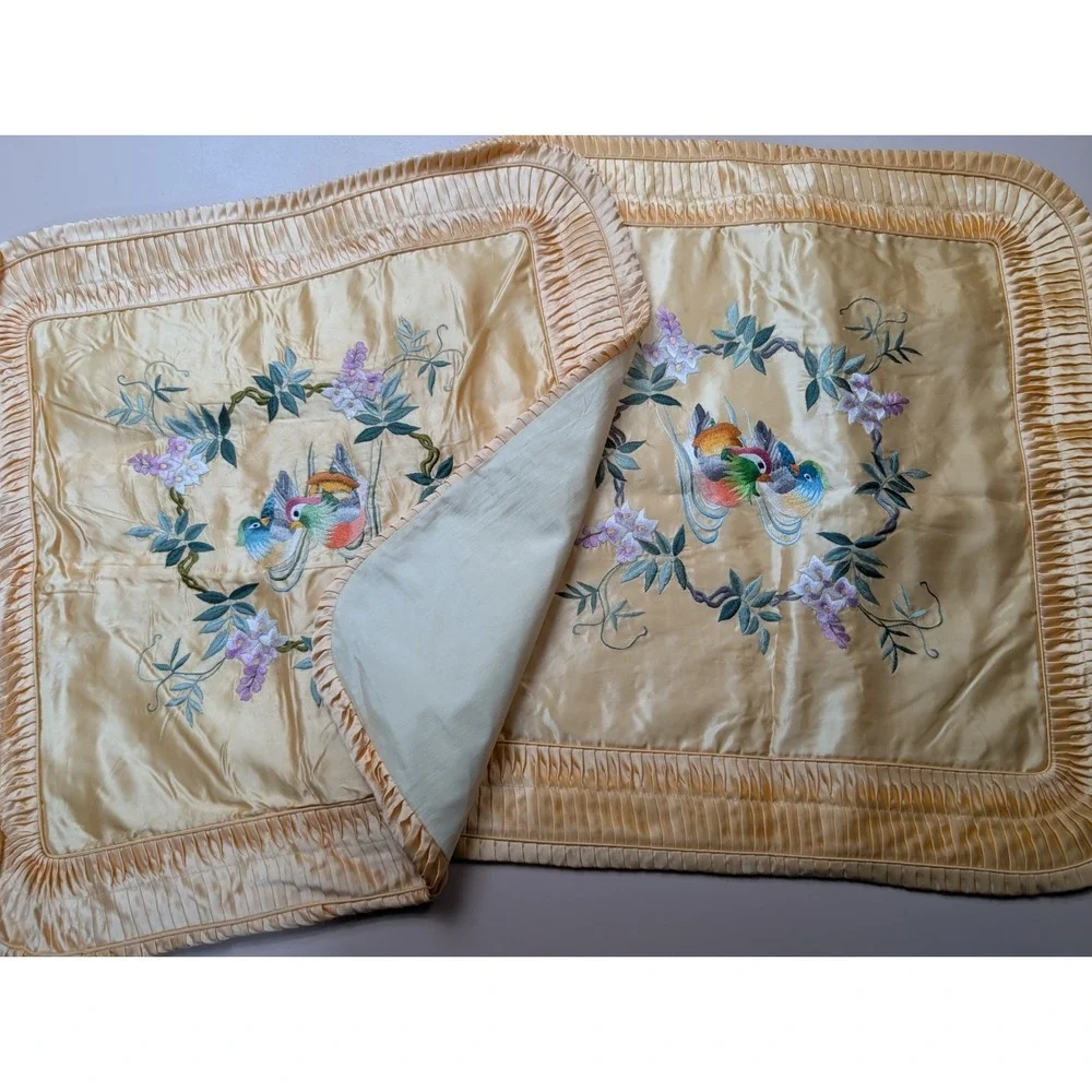 Vtg bai hau Peach Satin Pillow Cover Embroidered Mandarin Ducks Golden Bee 2