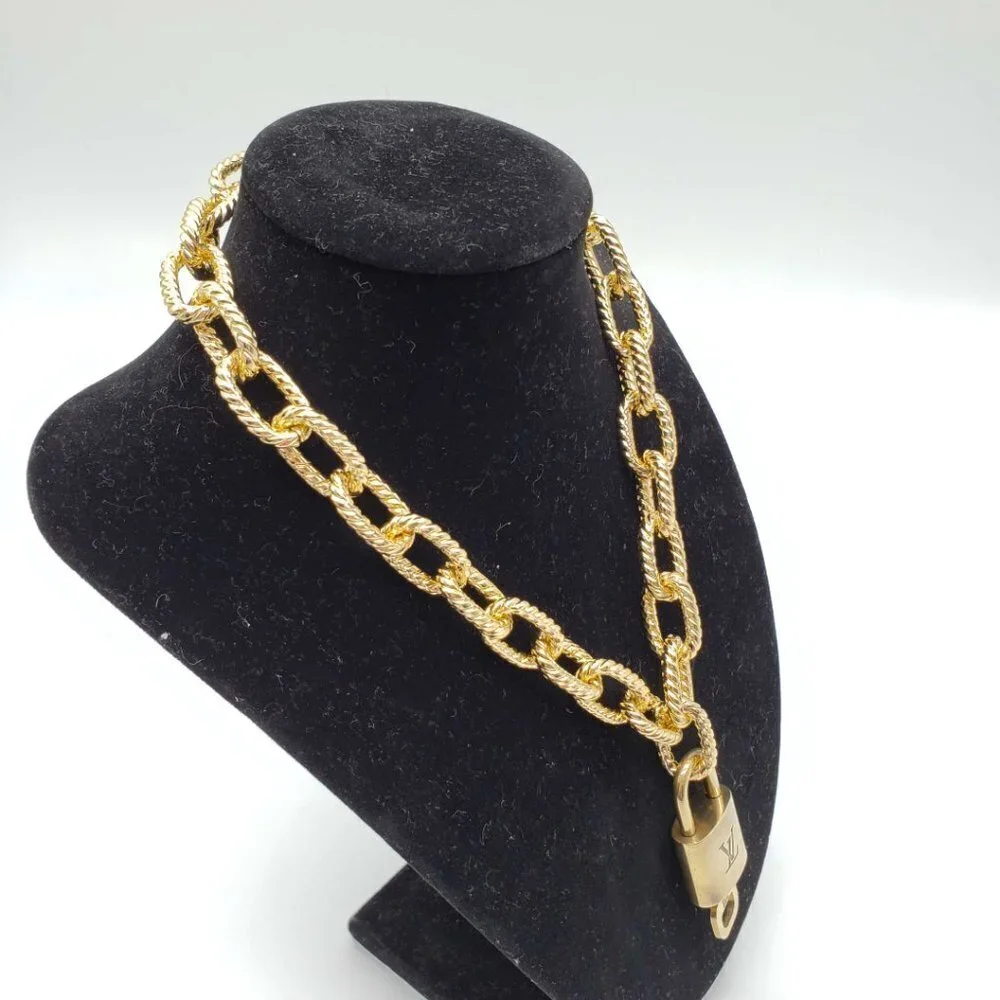 100% Auth Louis Vuitton Lock & Key with Unbranded Gold Plated Chain Necklace