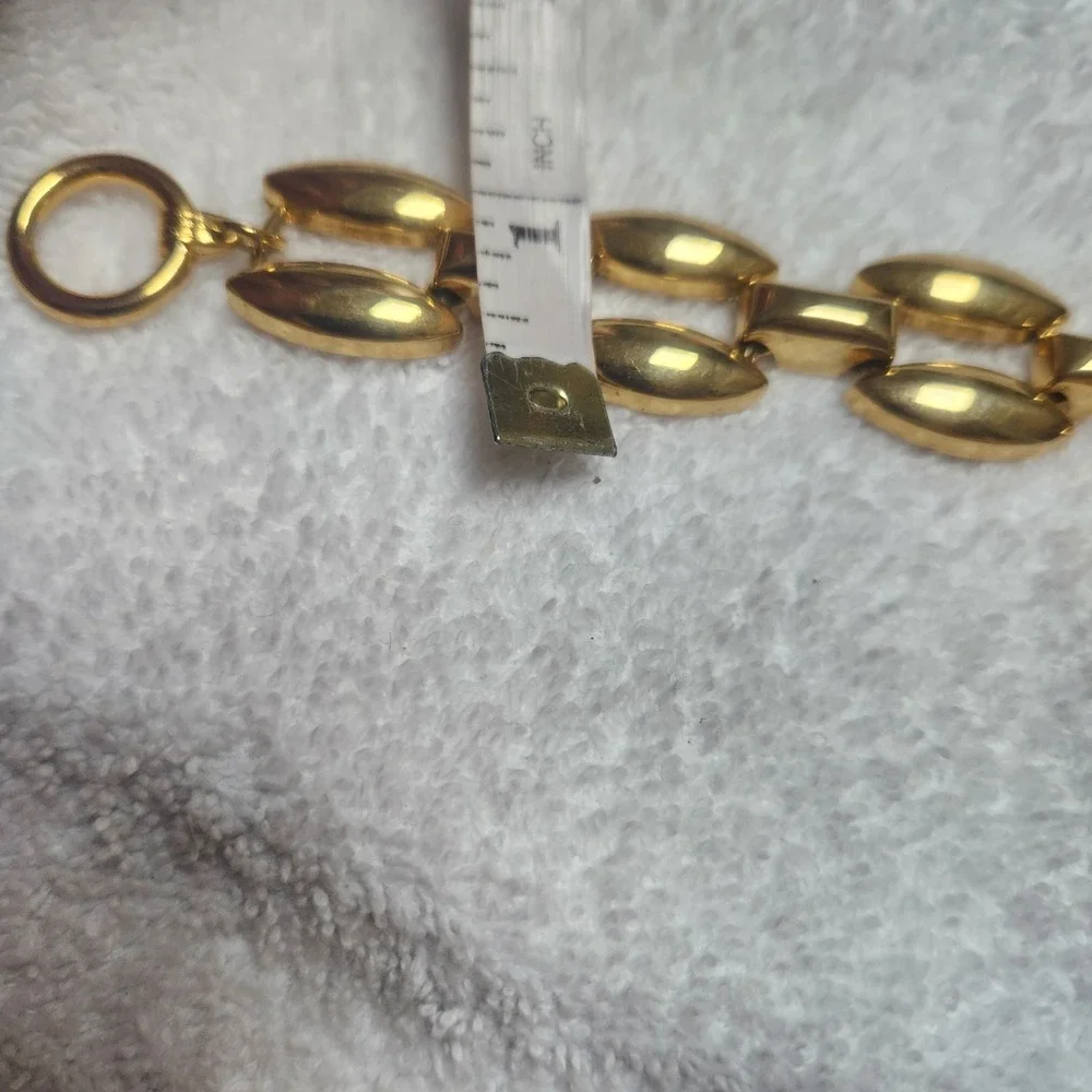 Vintage Gold Tone Marquise Link Toggle Clasp Statement Bracelet 7.5 Inch