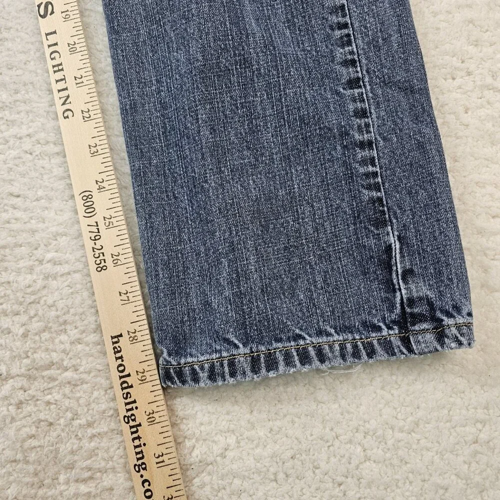 Tommy Hilfiger 32x30 details may