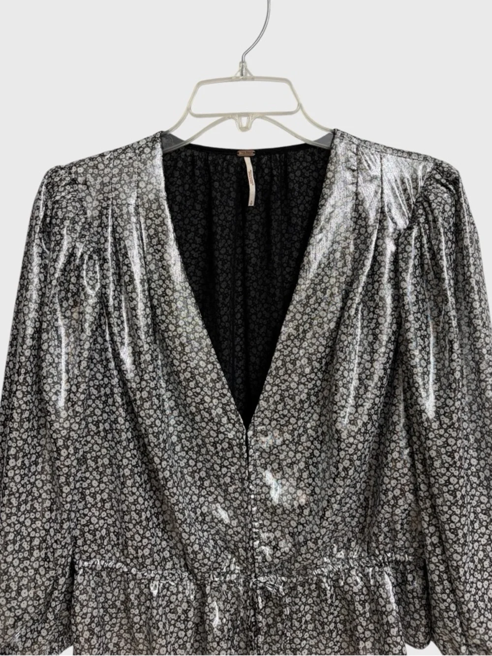 Free People Small Talk That Talk Metallic Silver Floral Top Blouse Size S Shiny
