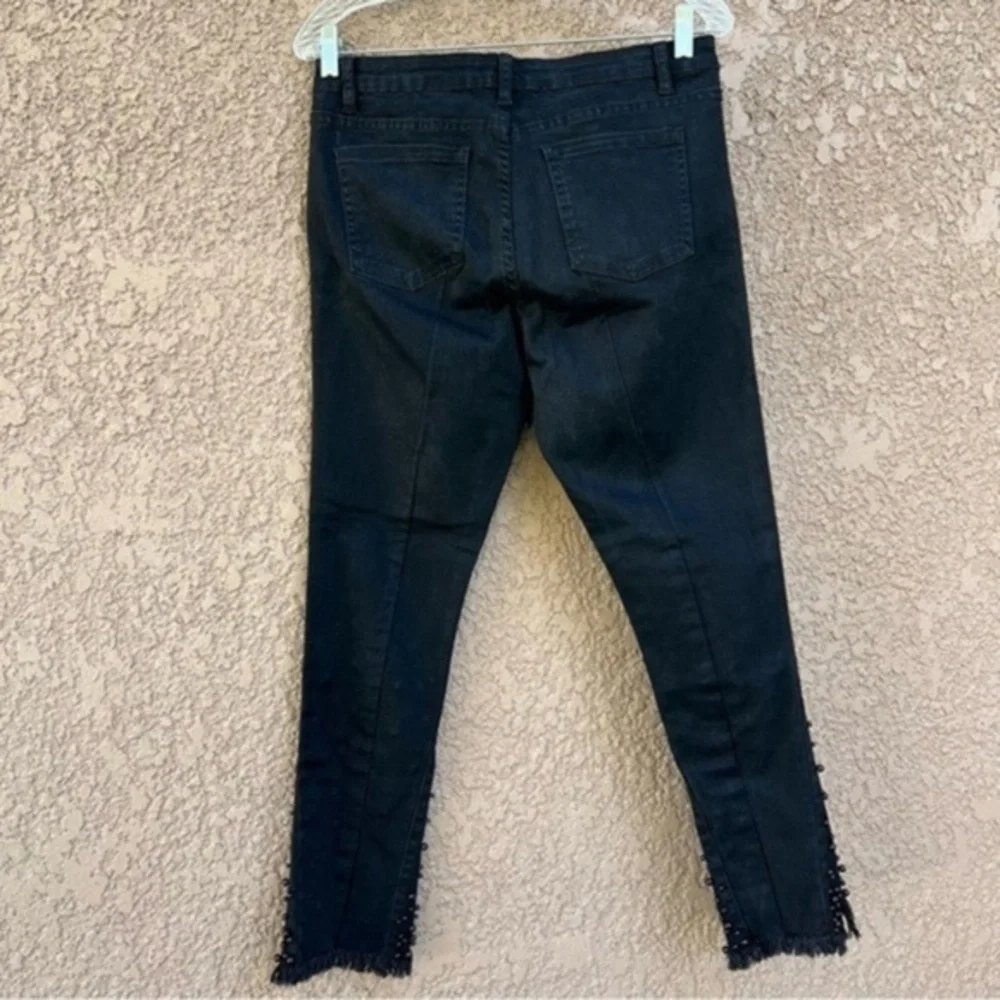 Juliette Frayed Hem Beaded Jeans Size 8
