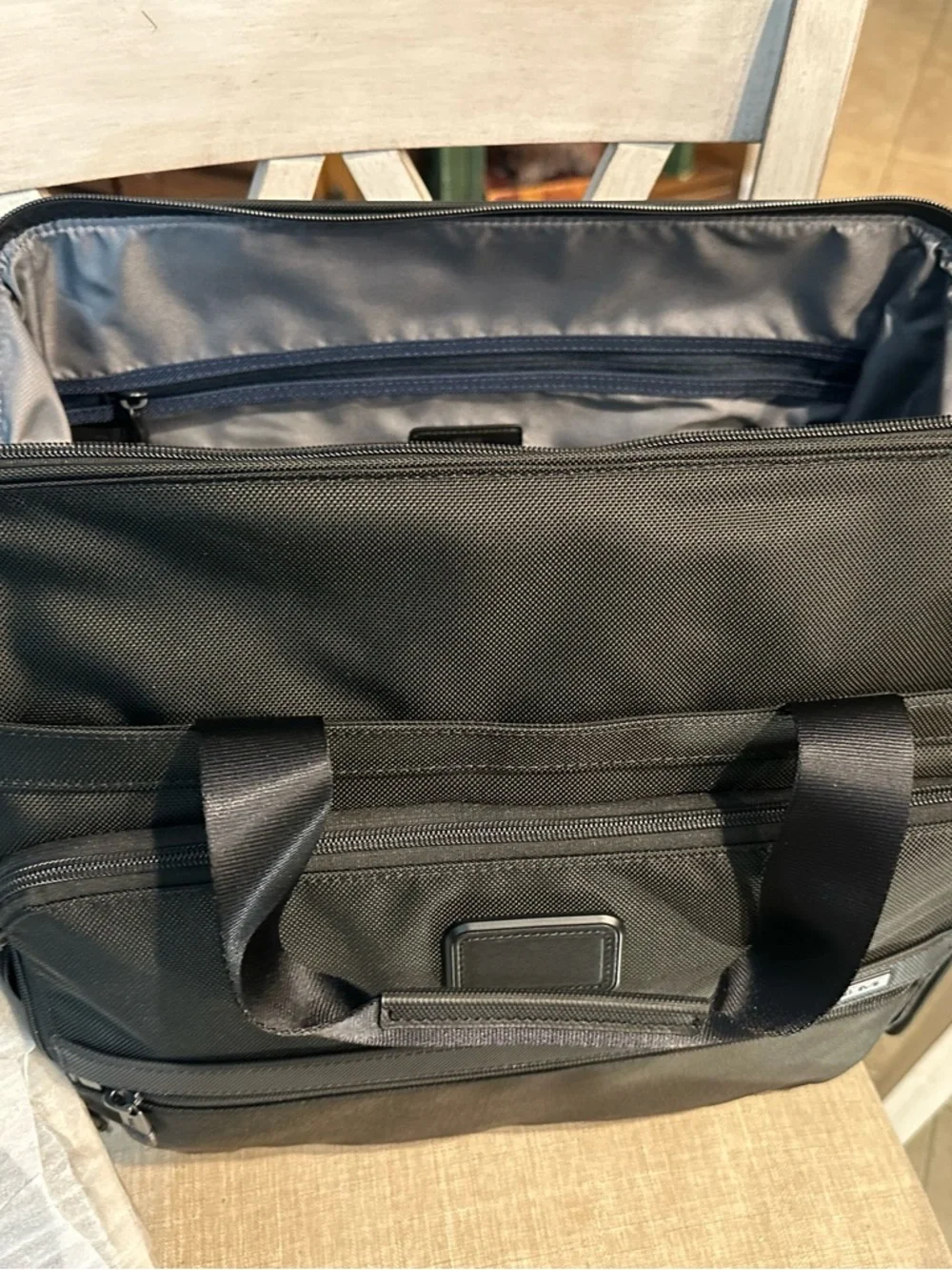 Tumi exclusive dr