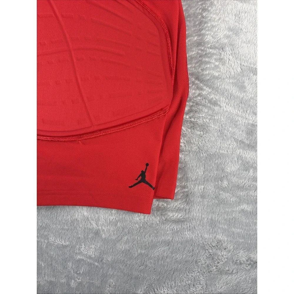 Nike new tags