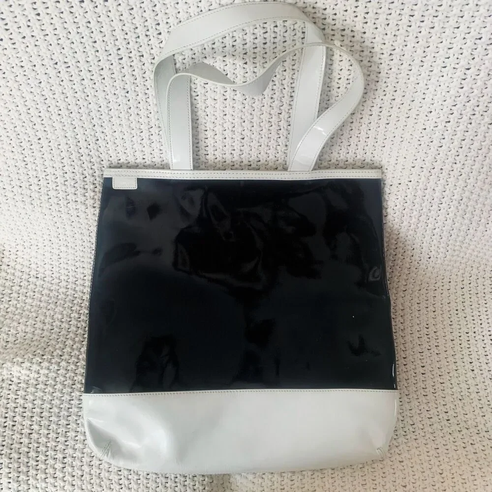Lands End Patent Leather Mod Tote Bag Black w/White Snap Close Top Cotton Lining