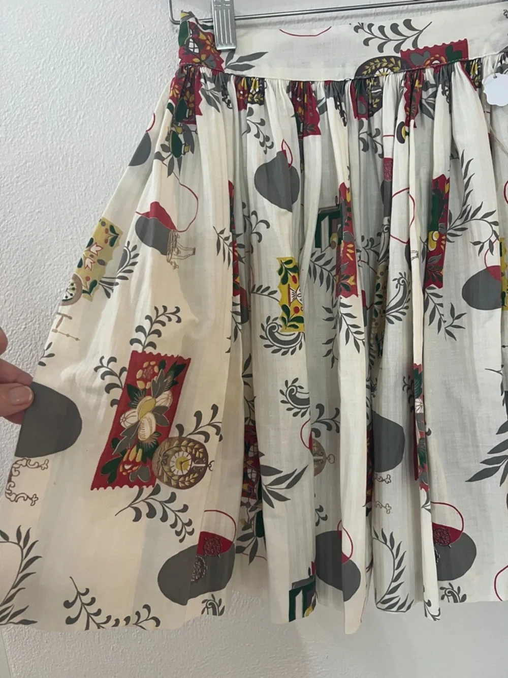 vintage floral apron vintage cream