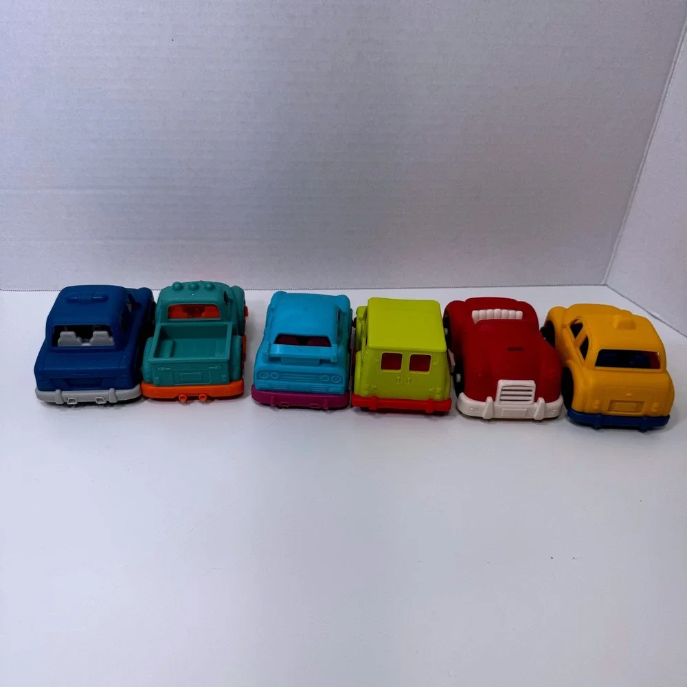 B. Toys happy cruisers