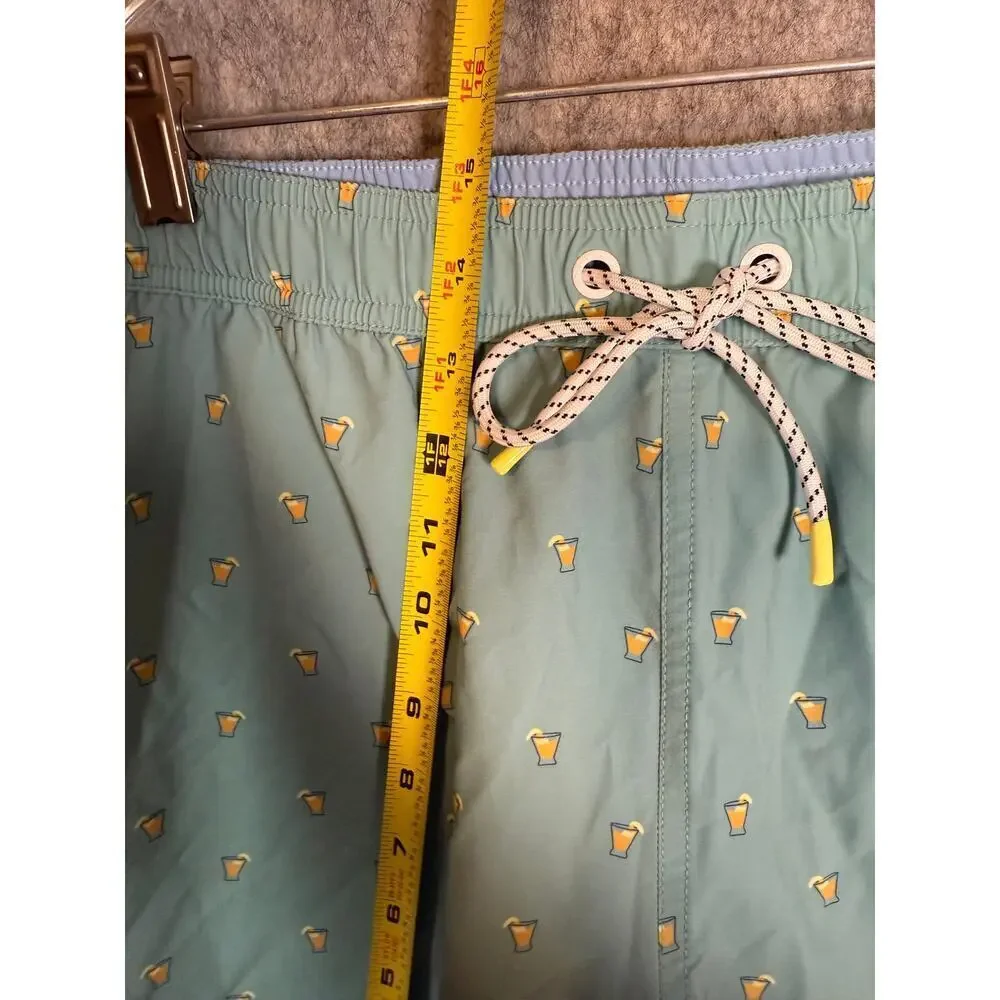 Bonobos men lined