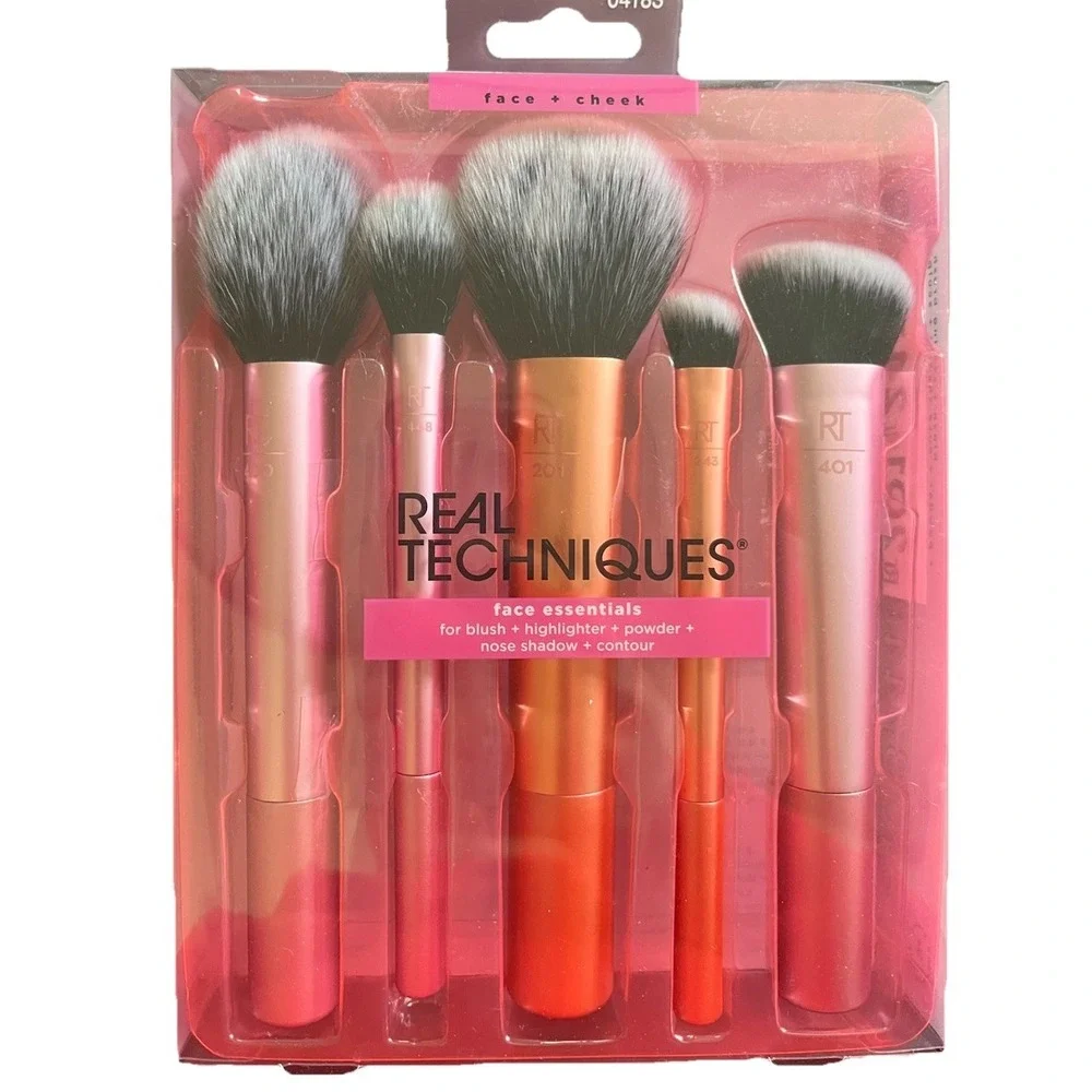 Real Techniques Face Essentials Brush Set – 400, 448, 201, 243, 401 – 5pc Makeup