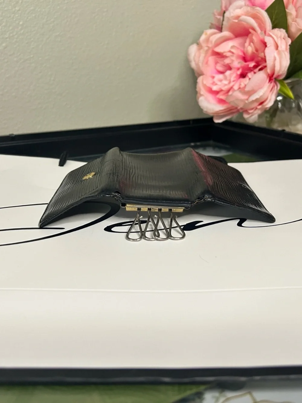Louis Vuitton elegant vuitton epi