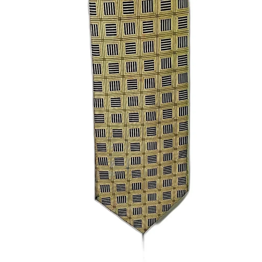 Nautica Tie 100 Percent Silk Greenish Yellow and Black Width 3.75