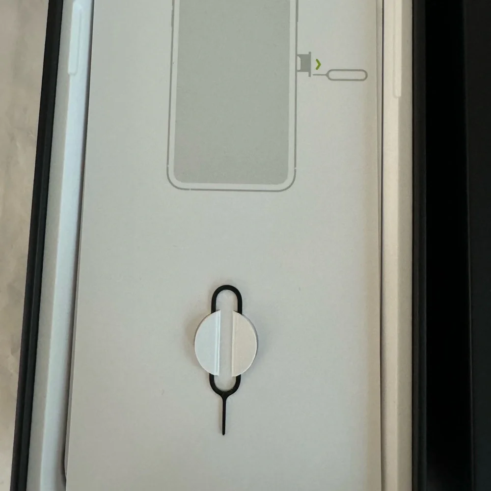 APPLE IPHONE Earbuds Wired w/ Lightening Connector, Stickers, SIM Card Tool NIB