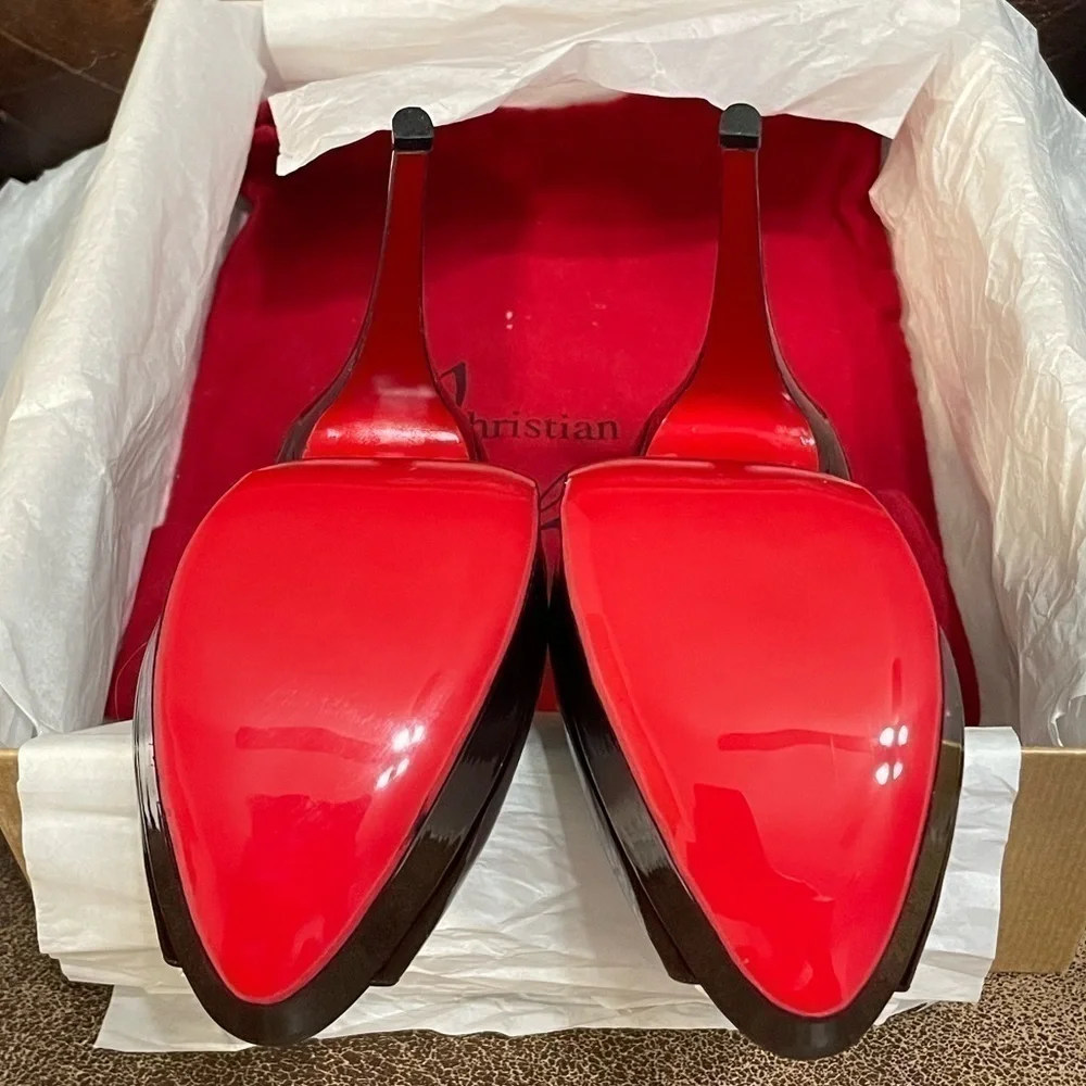 Christian Louboutin strike bold