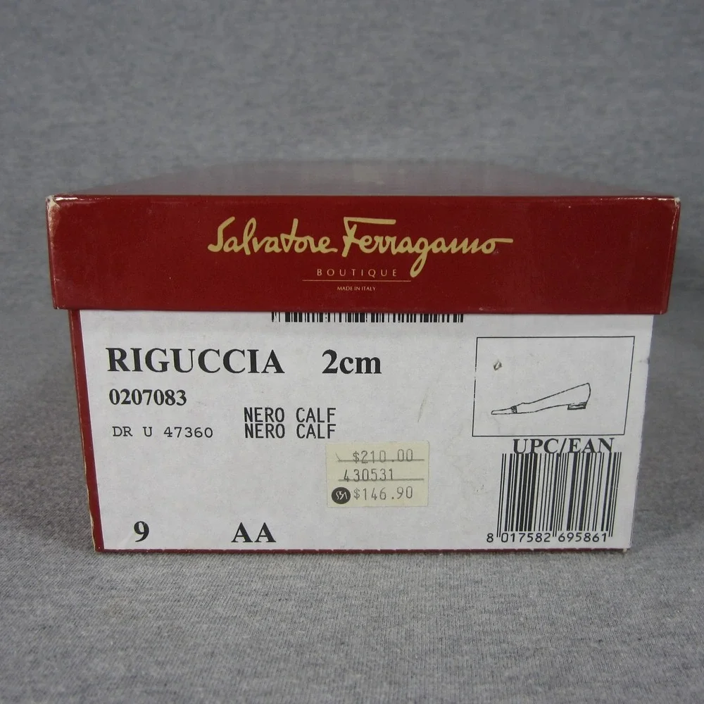 Salvatore Ferragamo Riguccia Pump 9 AA Black Leather Patent Cap Toe Slip On Heel