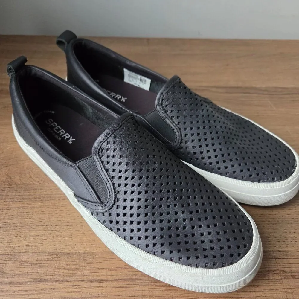 Sperry excellent top