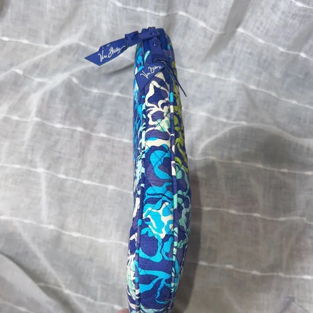 Vera Bradley Katalina Blues Quilted Laptop Travel Case w/Pocket & 3/4 Zip NWOT