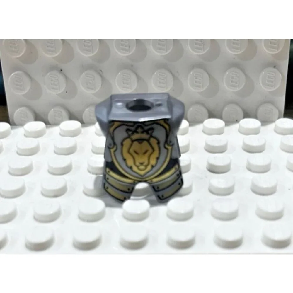 Lego Vintage Gold Lion Head Gray Armor Accessory