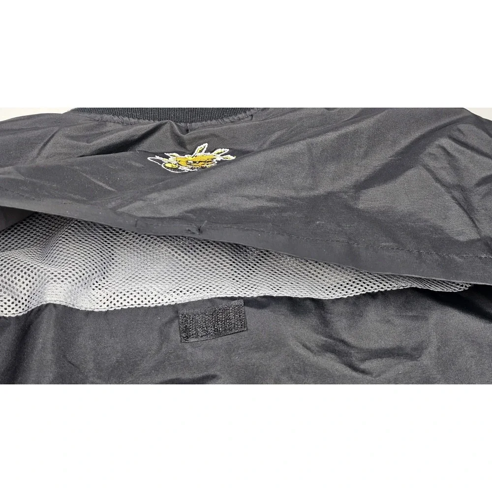 VTG‎ Franchise Club Wichita State Shockers Pullover Mens Small Black Windbreaker