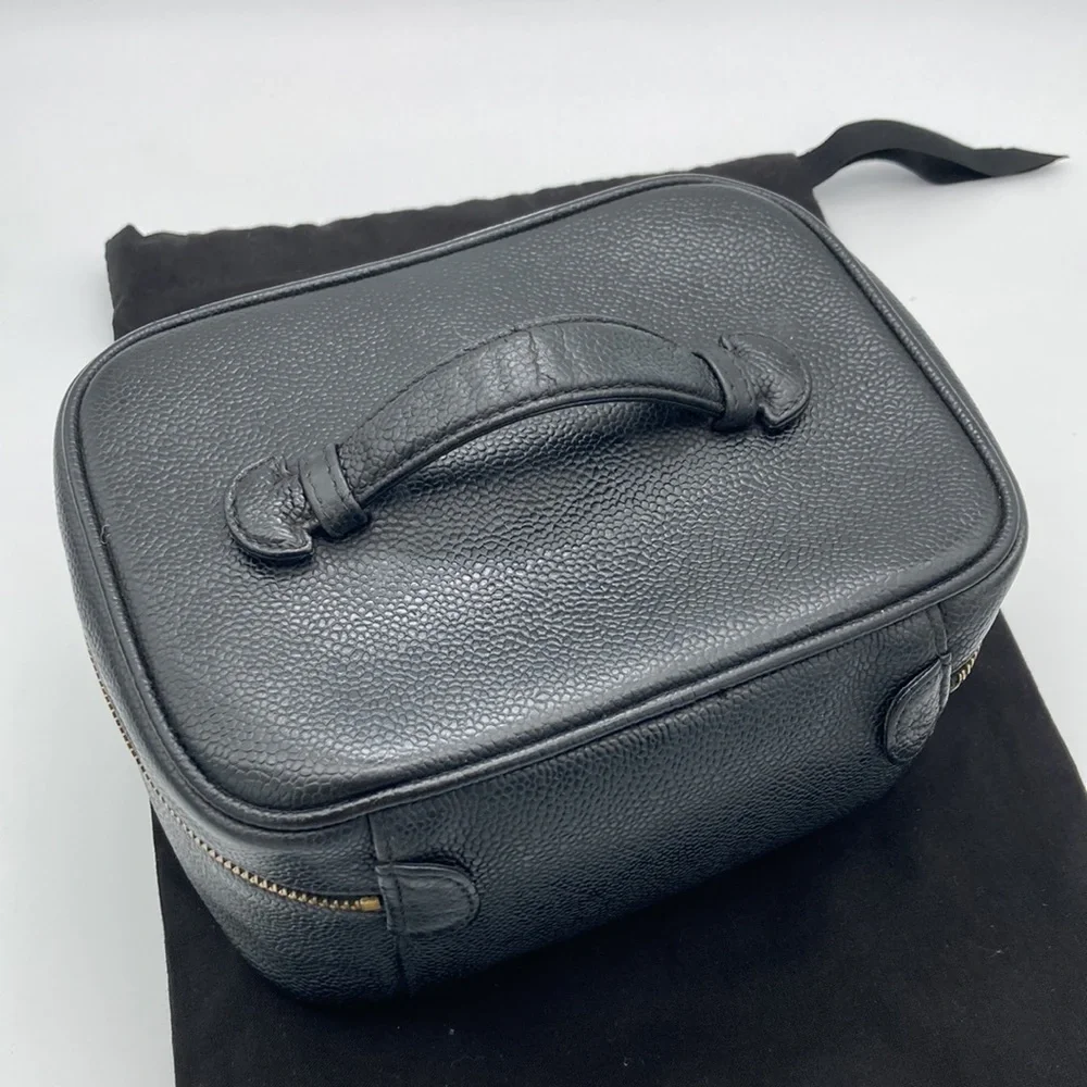 CHANEL preloved authentic