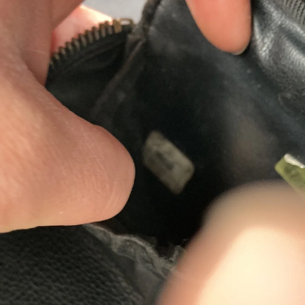 CHANEL preloved authentic