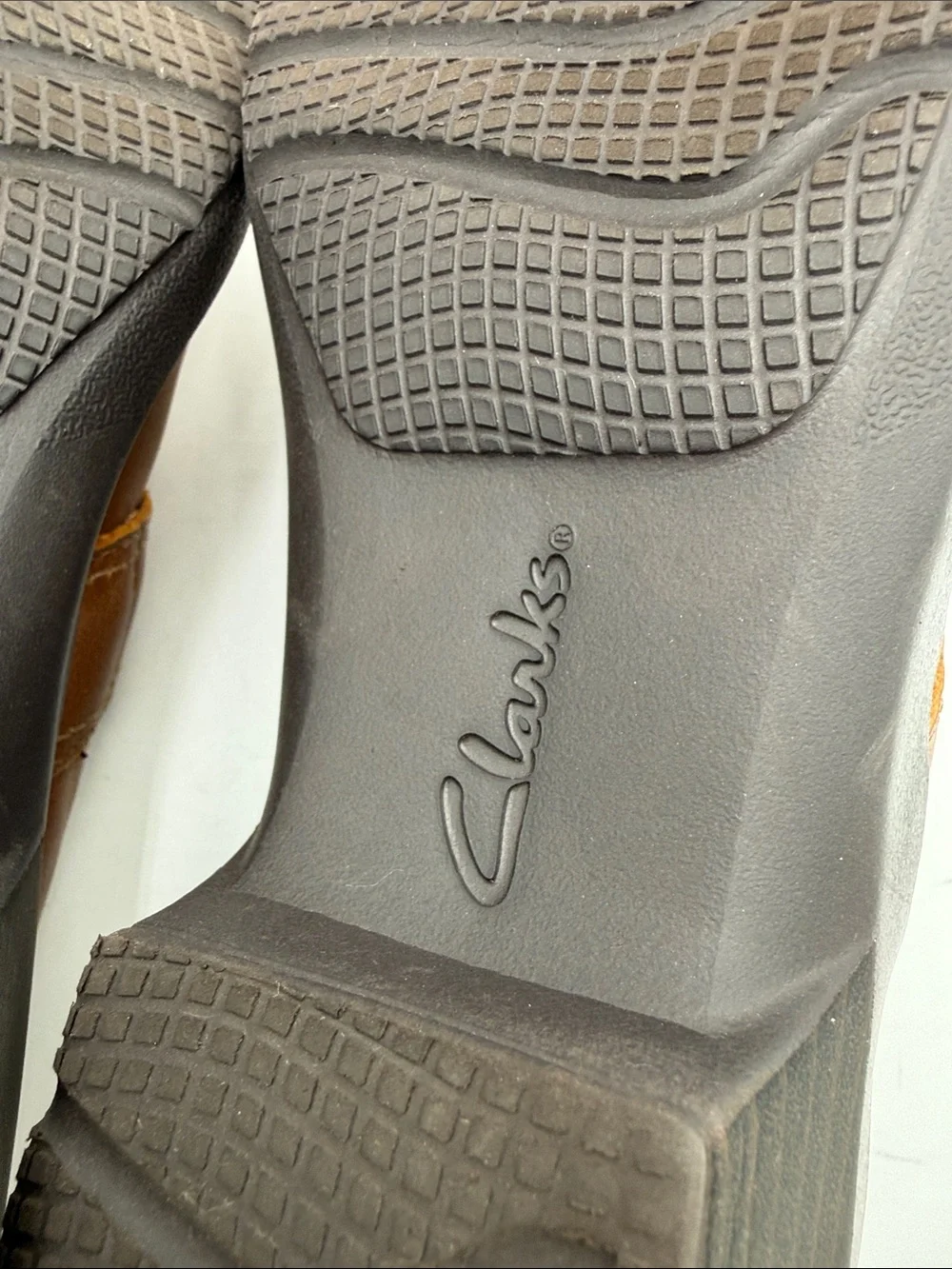 Clarks cushioned hook