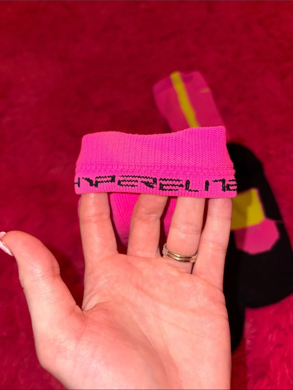 Nike cushioned crew