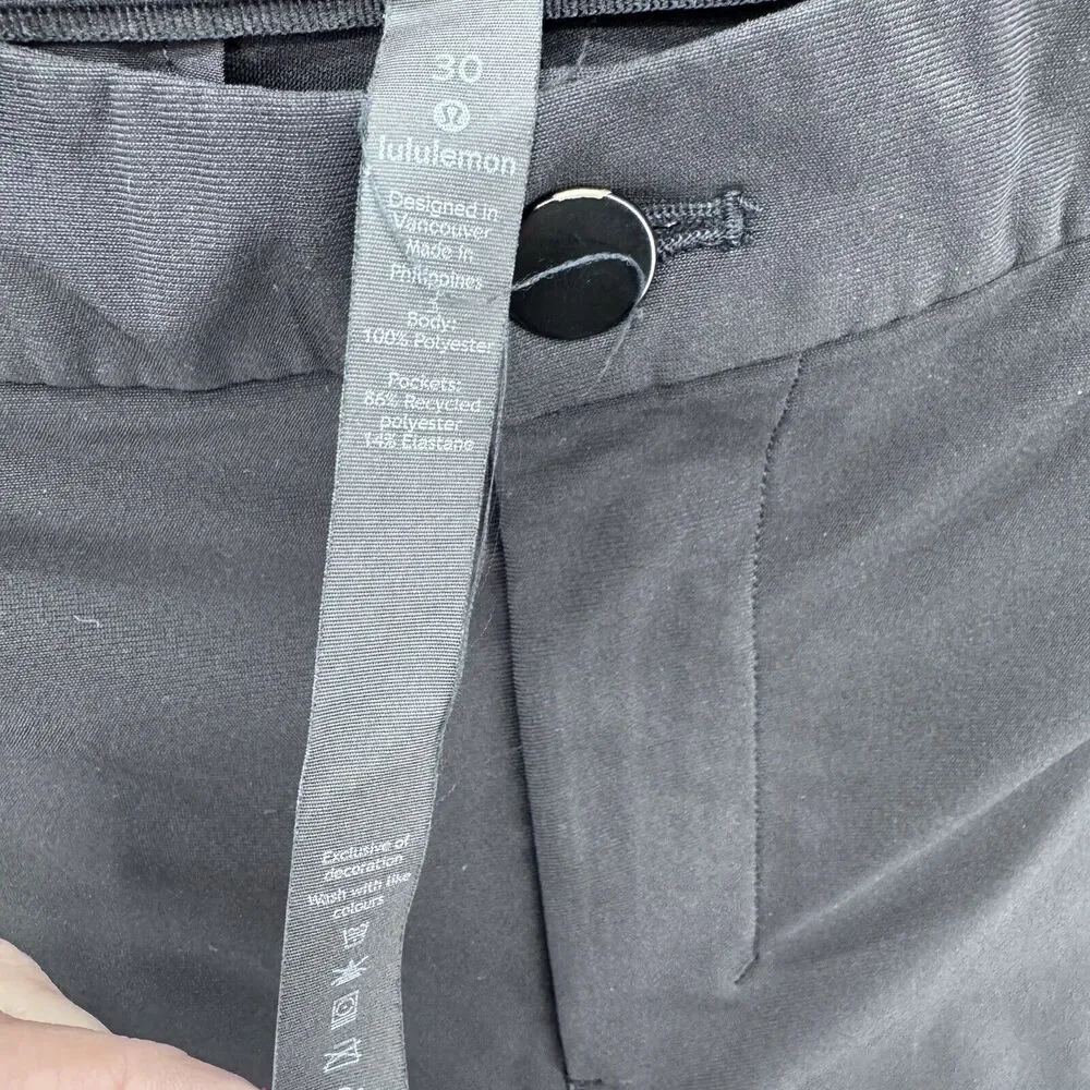 Lululemon Mens Relaxed Commission Shorts Size 30‎ Black 10
