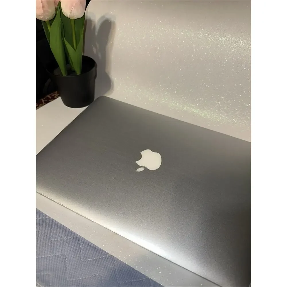 Apple MacBook Air - Core i5 13” (2015) 4GB 128GB Silver Intel HD Unlocked