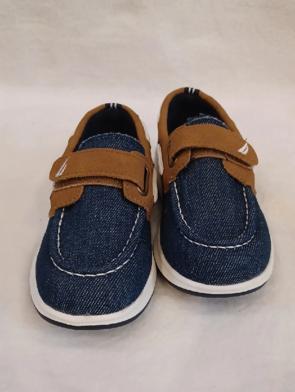 Nautica Kids Denim Moccasin Sneakers in Navy and Brown Sz 9 Toddler