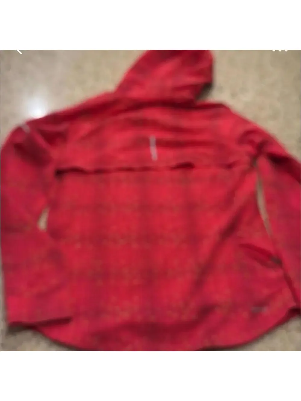 Nike hood medium size